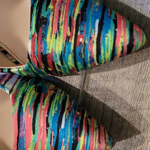 Fun Rainbow Heels 5.5 - Picture 7 of 7